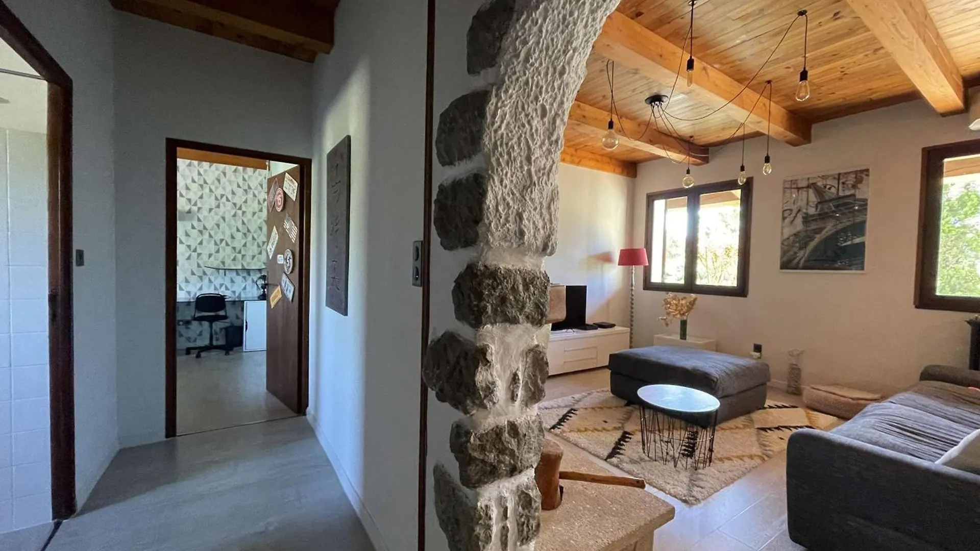 Holiday home Maison Climatisee Avec Jardin Pres Du Centre De Vallon Pont D'Arc - 6 Couchages - Fr-1-382-112 France